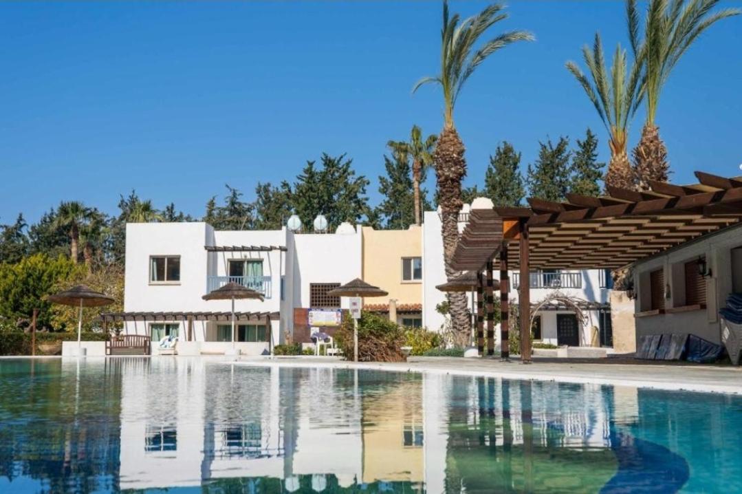 Nice Holiday Apartment Paphos Eksteriør bilde